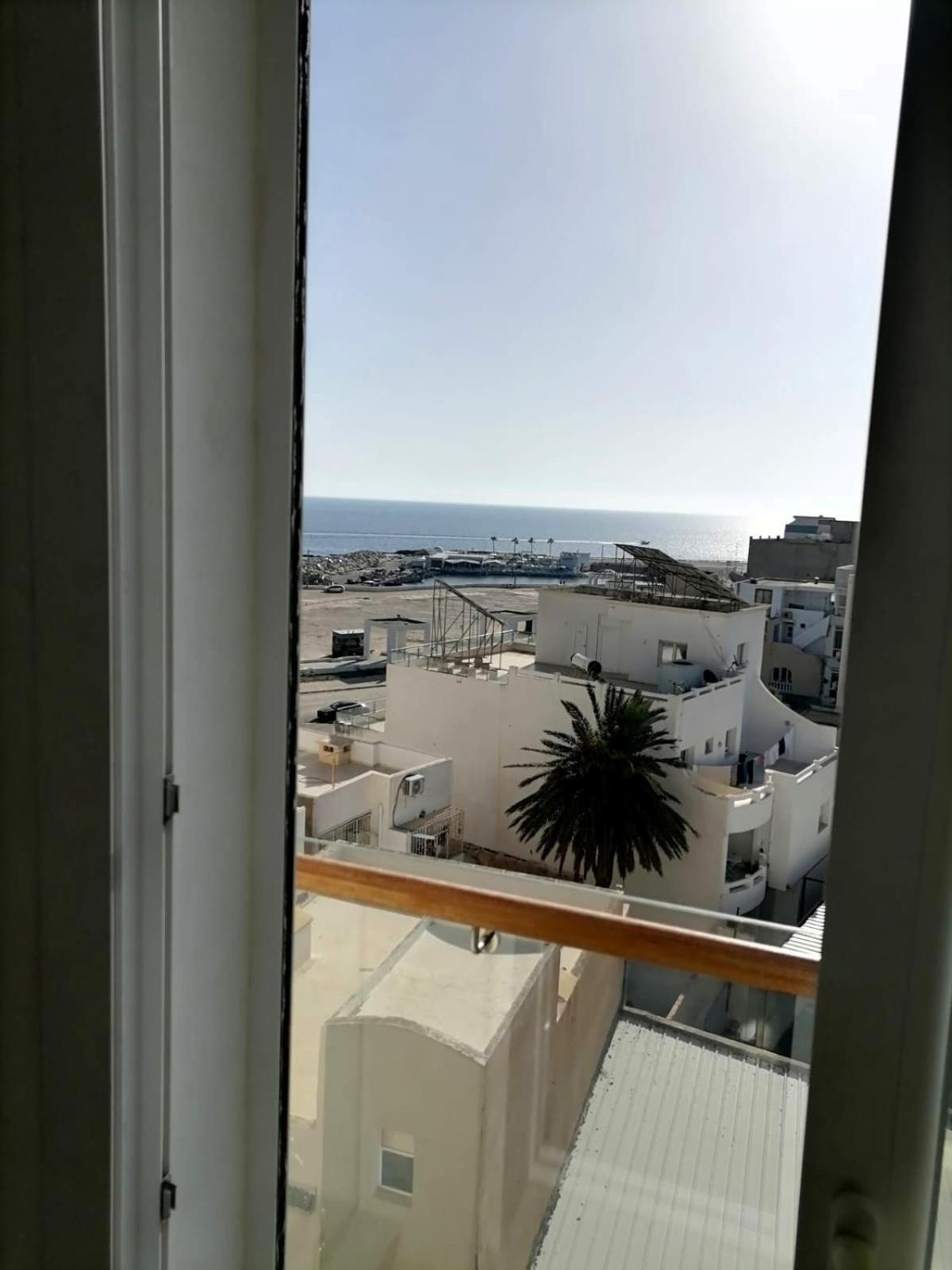 Apartment Duplex Terrasse Vue Mer Et Ville, Pieds Dans L'Eau